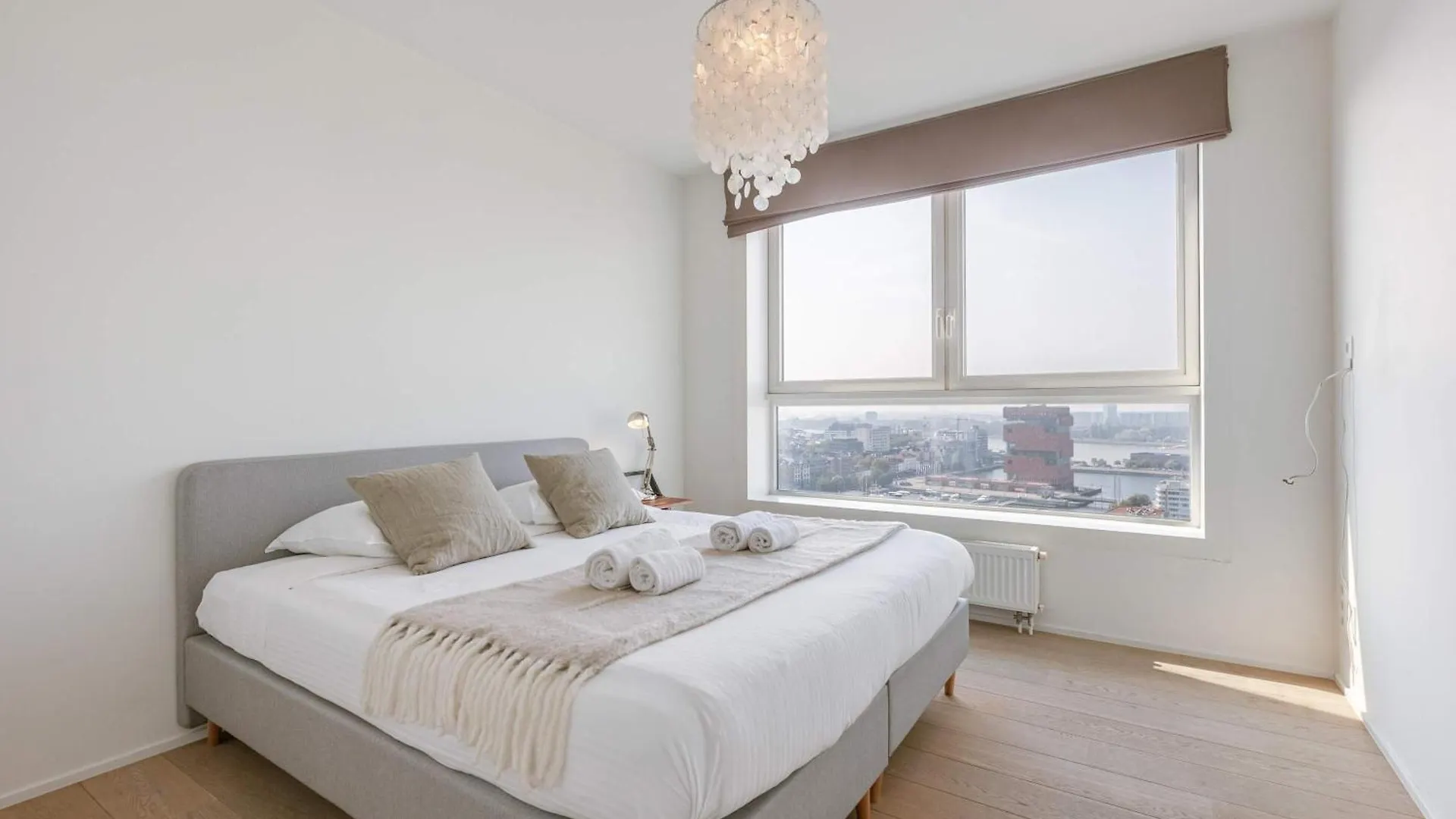 Modern Antwerp Apartment With City Views & 2 Bedrooms